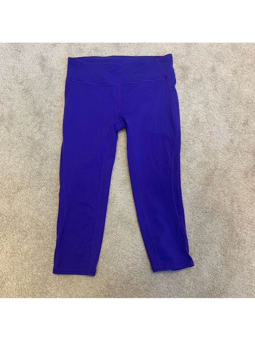 GAPFIT ultra purple Capri leggings Sz M